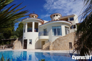 Luxury Kamares Villa in Paphos