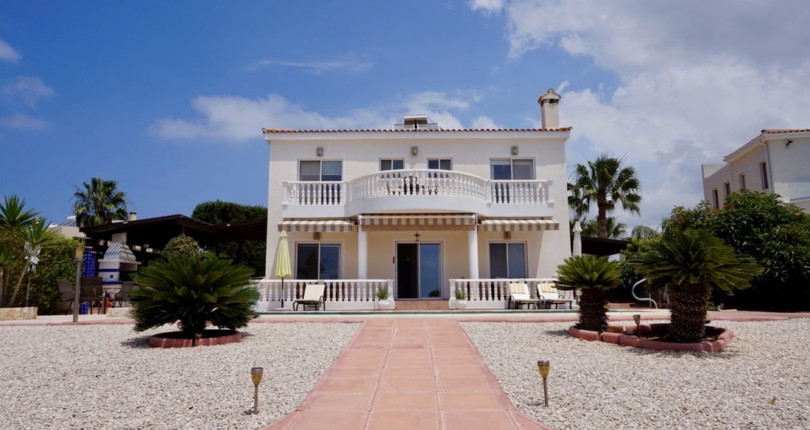 Agios Georgios Luxury Villa