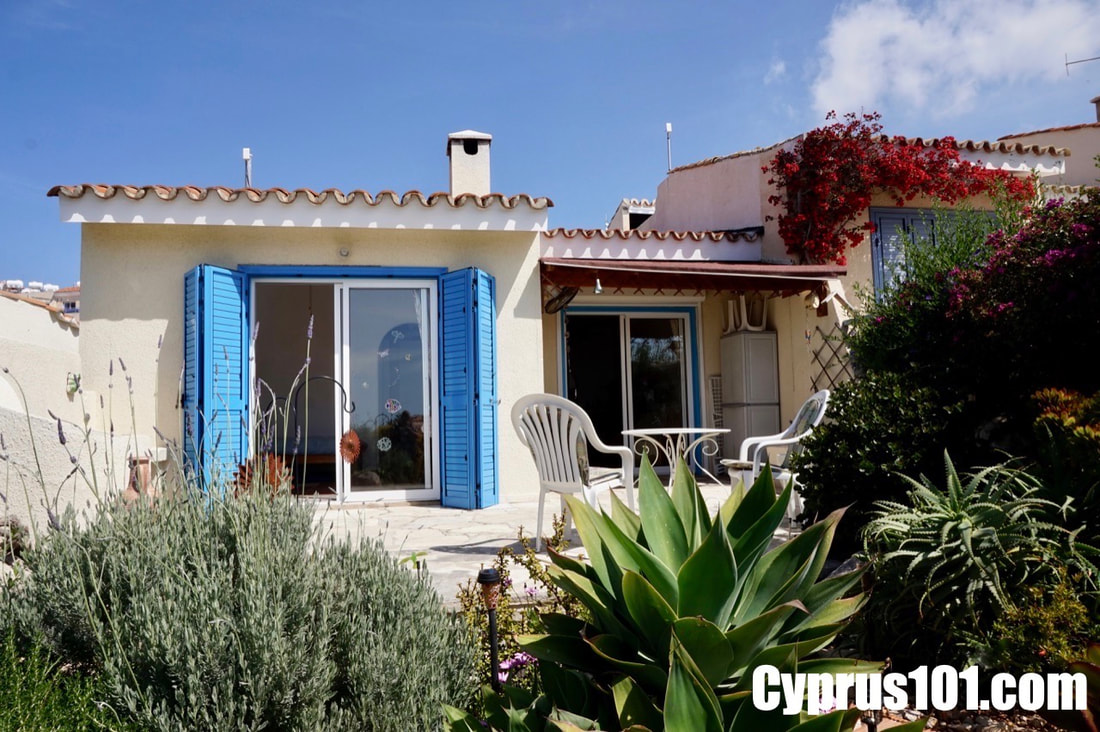 Chloraka Bungalow for sale in Paphos