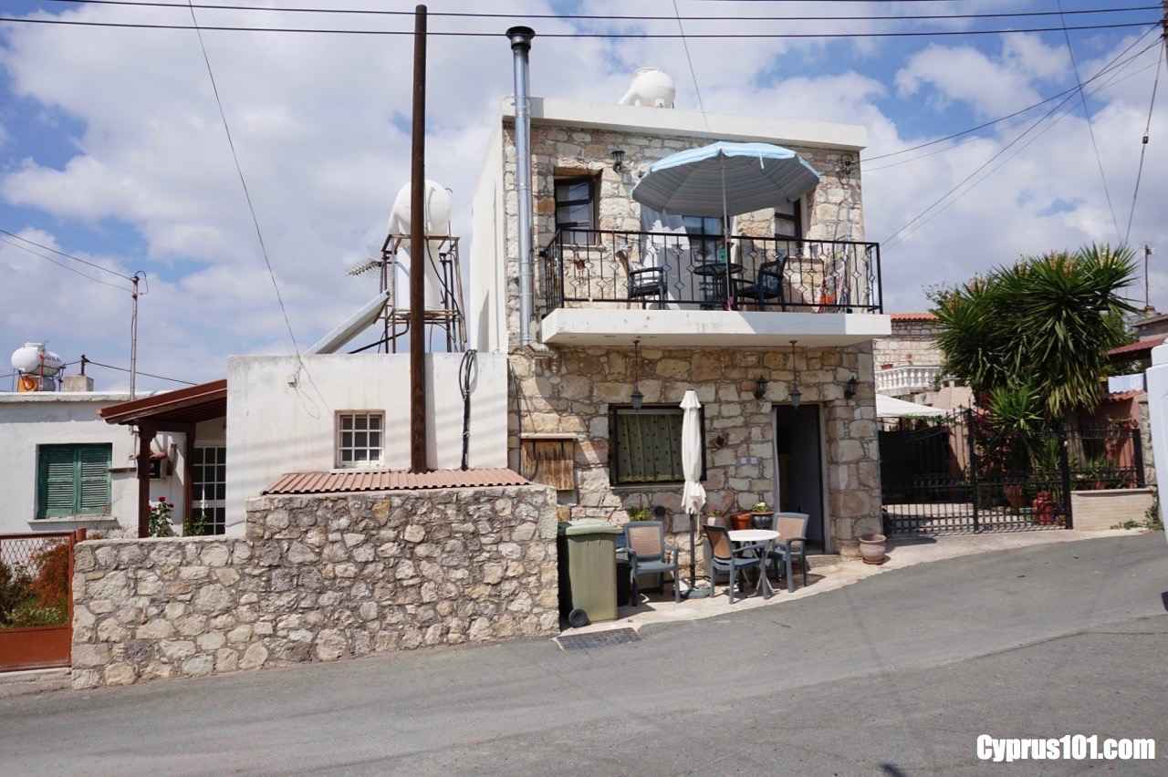 Agios Dimitriano Property