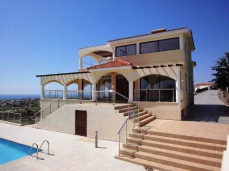 Coral Bay Luxury villa with stunning views