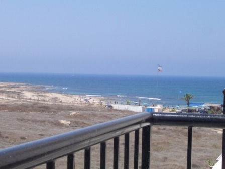 Kato Paphos apartment for sale overlooking beach