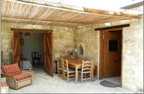 Tremithousa stone house for sale