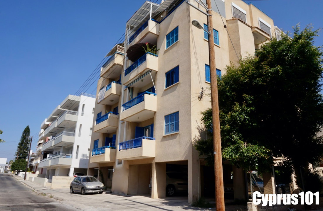 Paphos town apartment