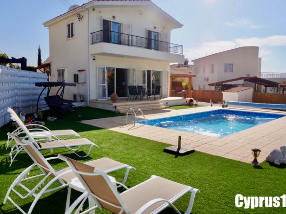 Peyia Villa for sale