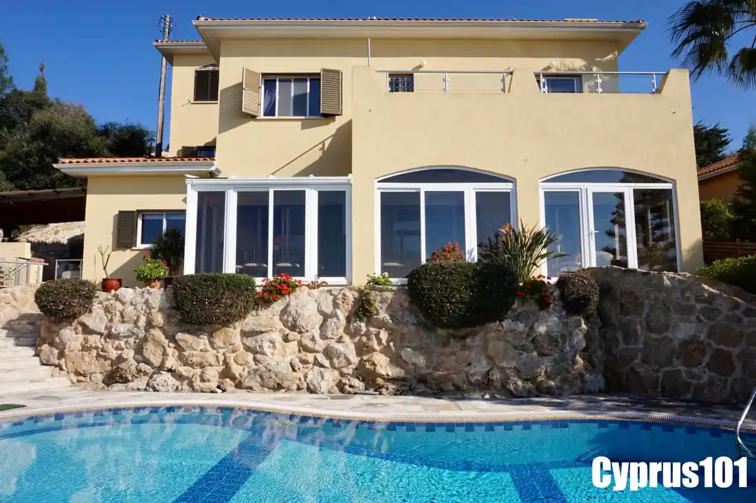 Kamares villa for sale Property 1140