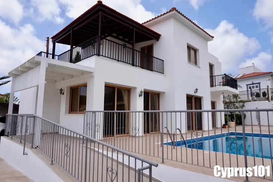 Peyia 3 Bedroom villa 1162