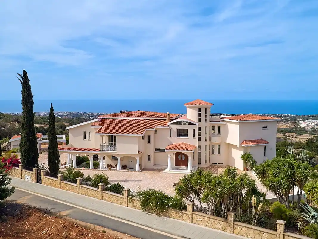 Magnificent Mansion in Paphos