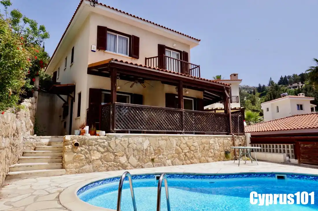 Kamares Villa with Swimming Pool