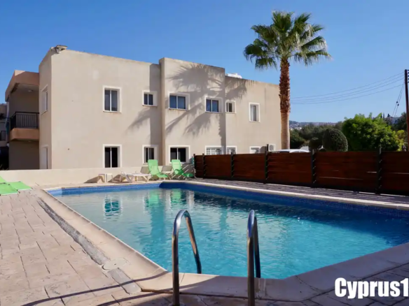 Peyia Apartment for rent