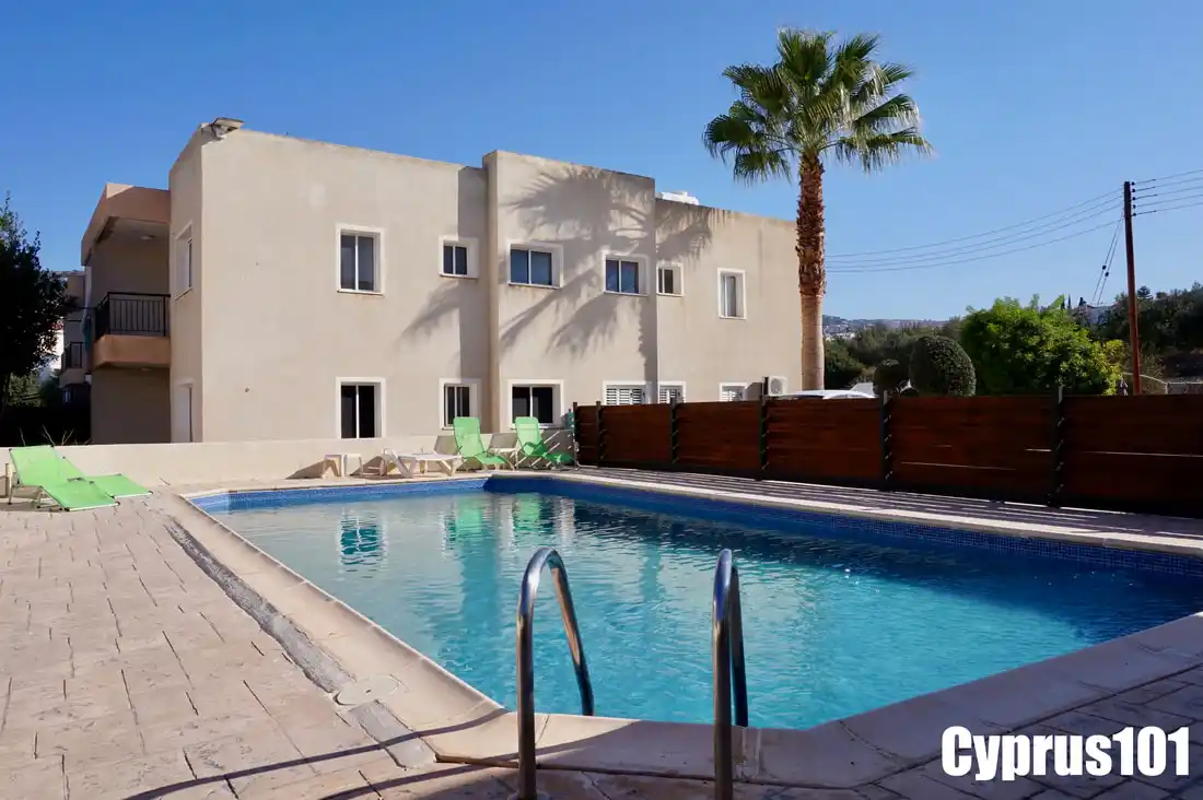 Peyia Apartment for rent