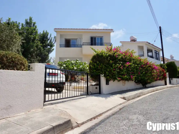 Peyia 3 bedroom villa - Paphos District, Cyprus