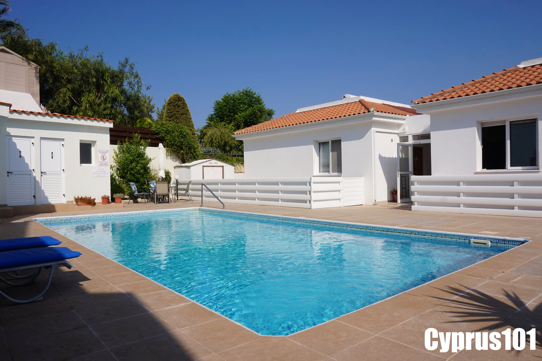 Tala apartment with community pool