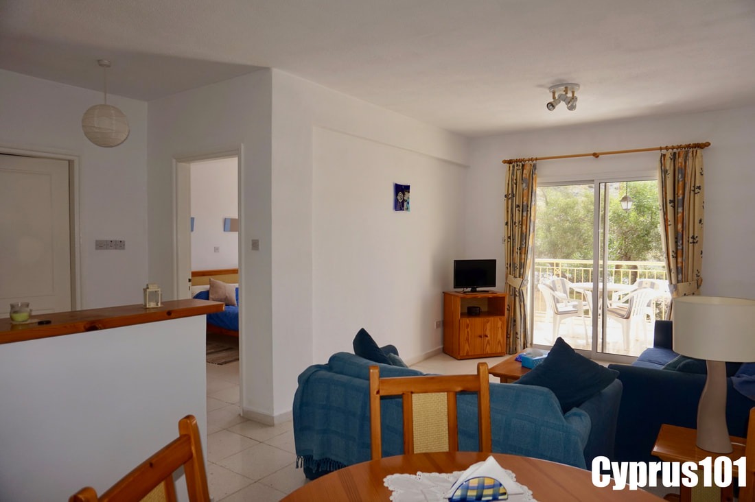 Delightful One Bedroom First Floor Apartment, Tomb of the Kings – MLS 1379