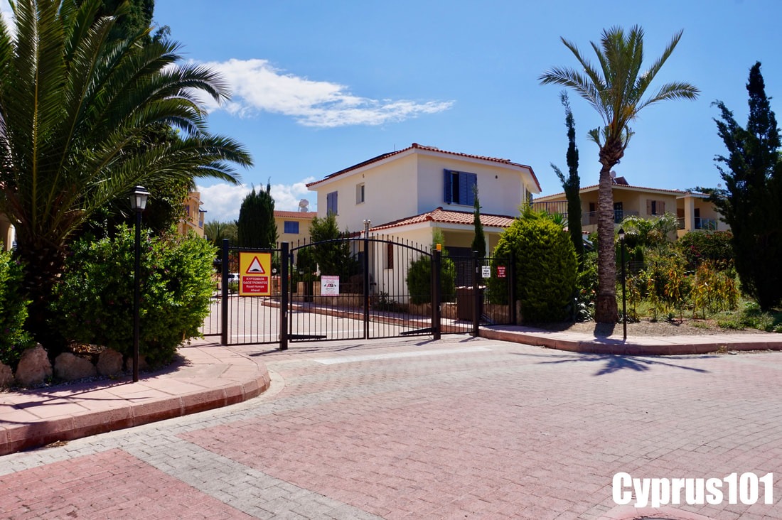 Delightful One Bedroom First Floor Apartment, Tomb of the Kings – MLS 1379