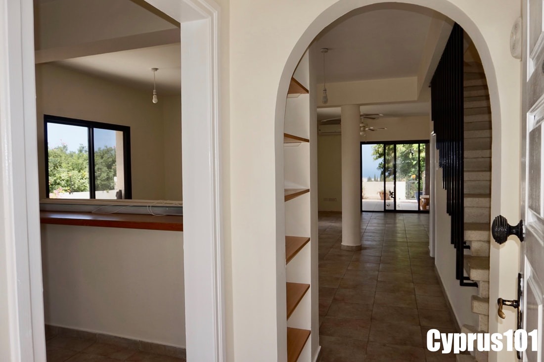 Spacious 3 Bed Semi-Detached Townhouse, Tala – MLS 1382