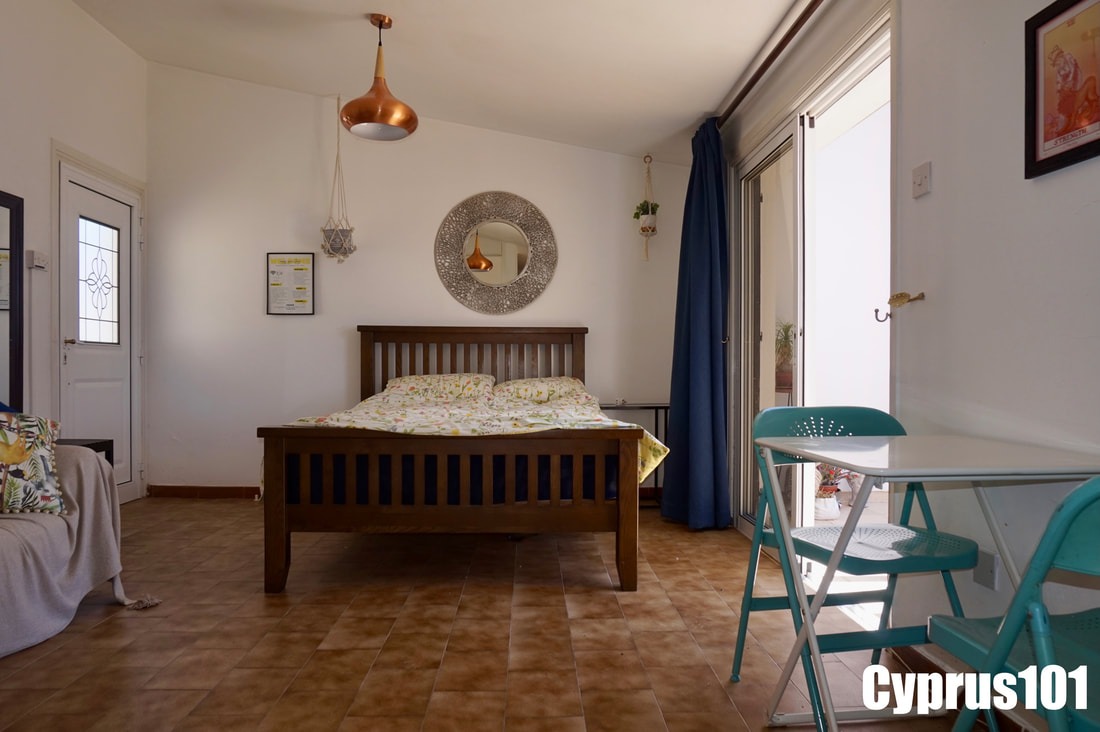 Spacious Fully Furnished Studio Apartment with Beautiful Sea Views, Chloraka – MLS 1380