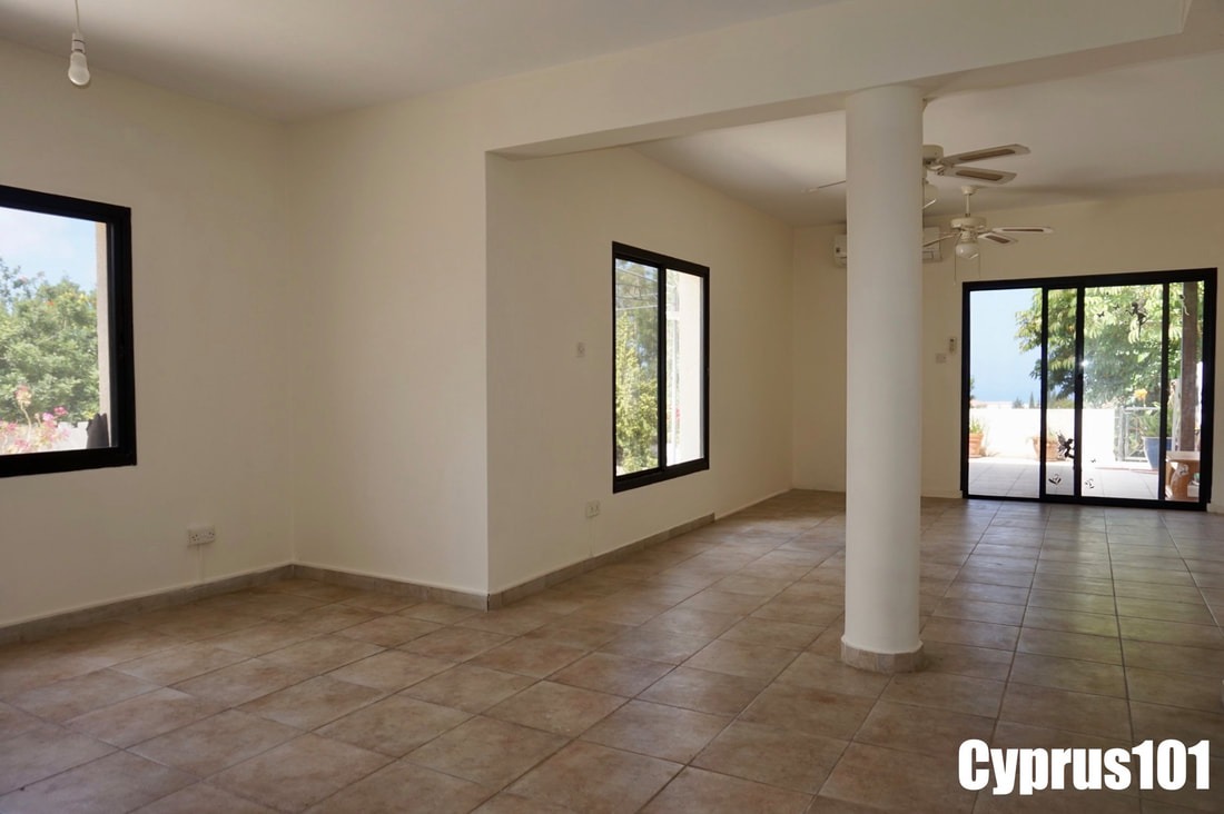 Spacious 3 Bed Semi-Detached Townhouse, Tala – MLS 1382