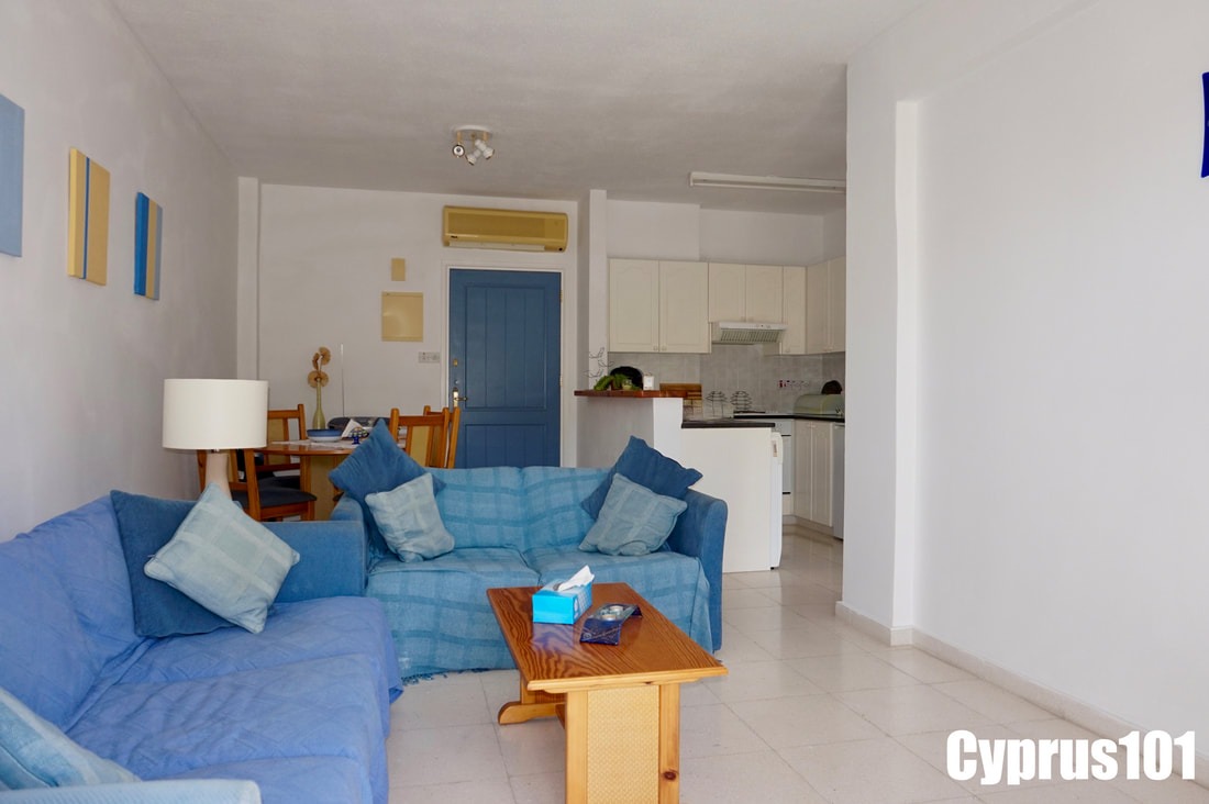 Delightful One Bedroom First Floor Apartment, Tomb of the Kings – MLS 1379