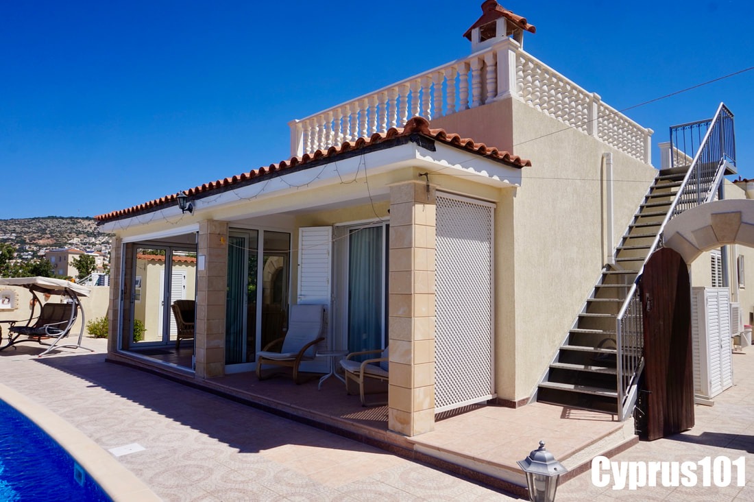 Spectacular 3 Bedroom Bungalow with Roof Terrace in Popular Village of Peyia – MLS 1386