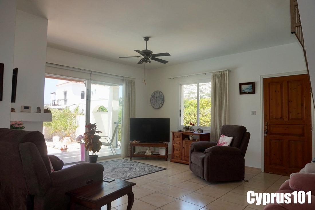 Wonderful 3 Bed Detached Villa in the Popular Village of Lower Peyia – MLS 1389
