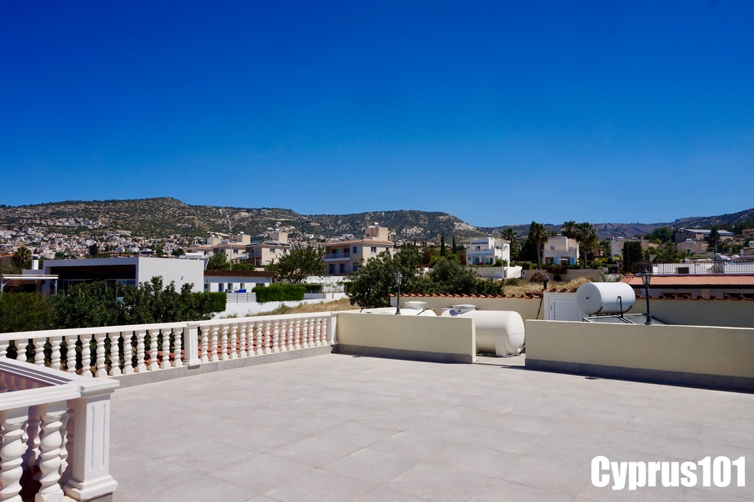 Spectacular 3 Bedroom Bungalow with Roof Terrace in Popular Village of Peyia – MLS 1386