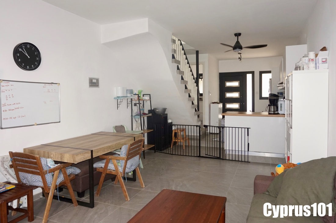 Fully Modernised 2 Bed Townhouse, Tomb of the Kings Area – MLS 1391