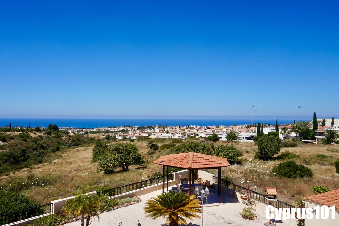 Spectacular 3 Bedroom Bungalow with Roof Terrace in Popular Village of Peyia – MLS 1386