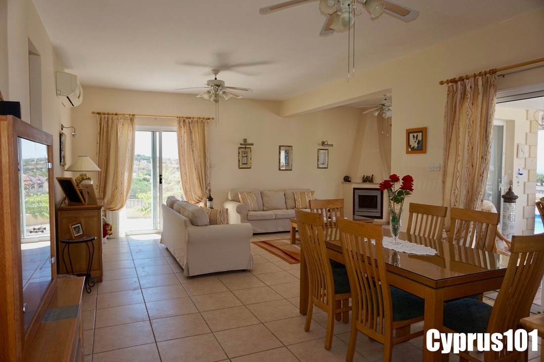 Spectacular 3 Bedroom Bungalow with Roof Terrace in Popular Village of Peyia – MLS 1386