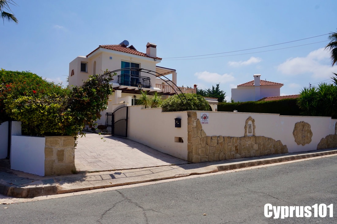 Wonderful 3 Bed Detached Villa in the Popular Village of Lower Peyia – MLS 1389