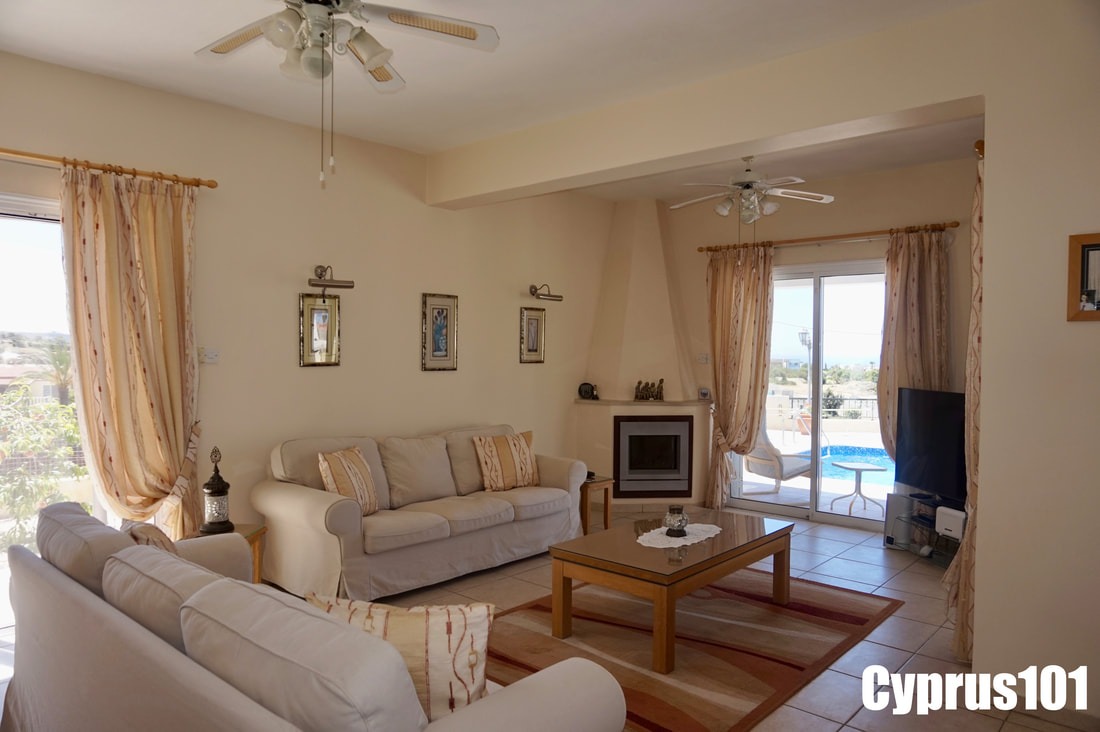 Spectacular 3 Bedroom Bungalow with Roof Terrace in Popular Village of Peyia – MLS 1386