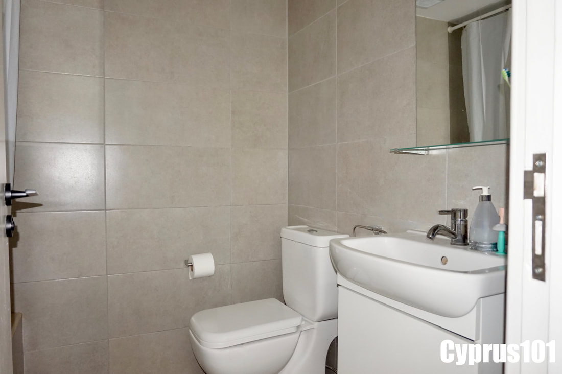 Fully Modernised 2 Bed Townhouse, Tomb of the Kings Area – MLS 1391