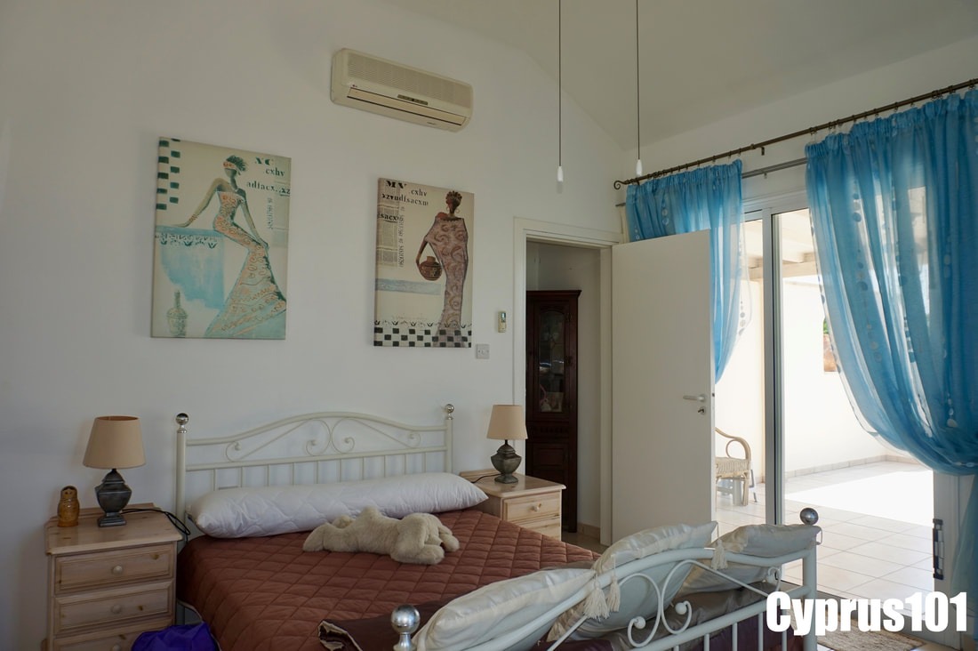 Wonderful 3 Bed Detached Villa in the Popular Village of Lower Peyia – MLS 1389