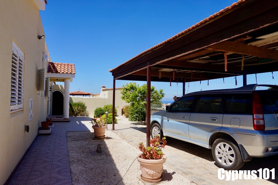Spectacular 3 Bedroom Bungalow with Roof Terrace in Popular Village of Peyia – MLS 1386