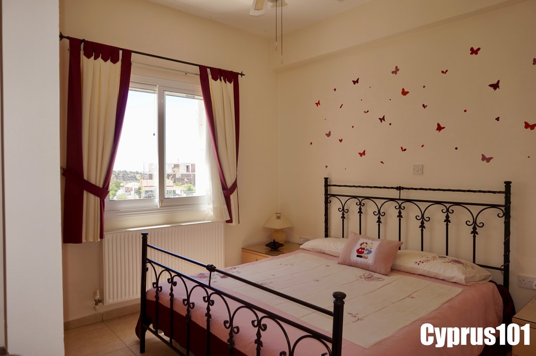 Spectacular 3 Bedroom Bungalow with Roof Terrace in Popular Village of Peyia – MLS 1386