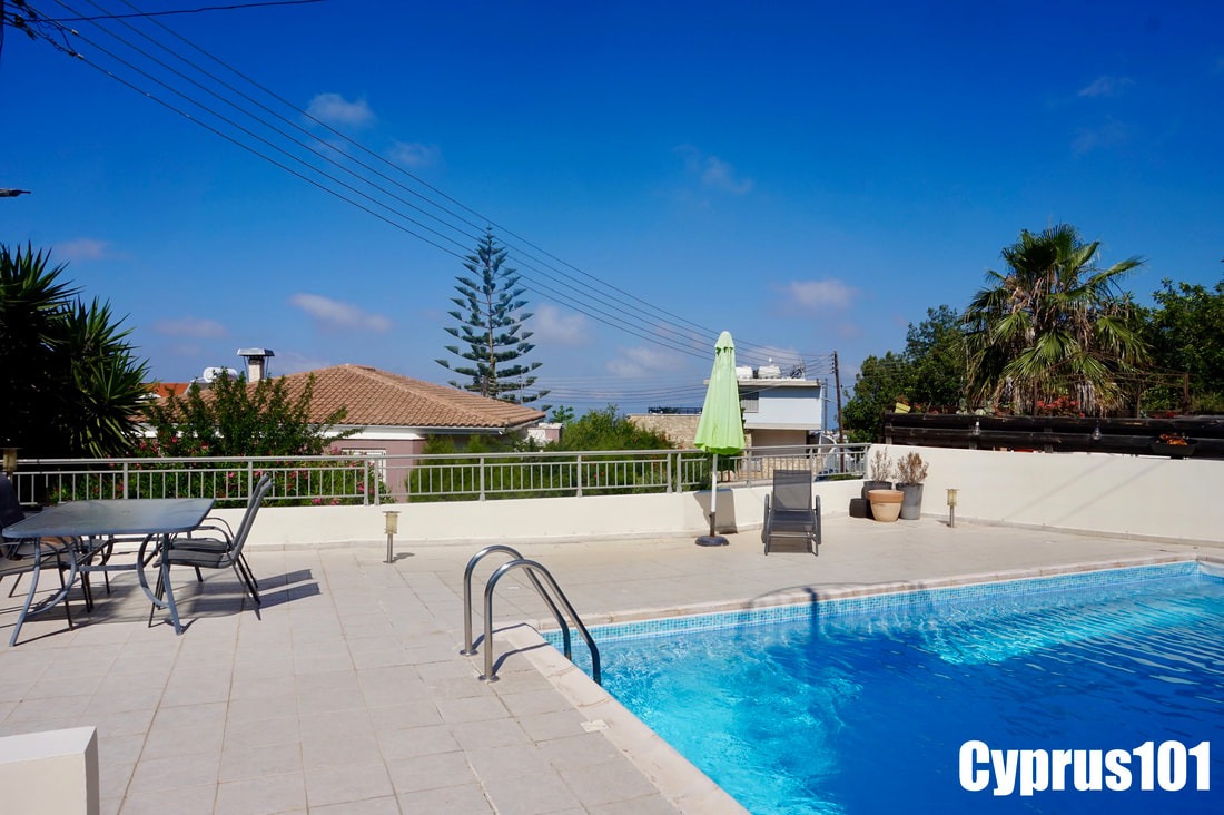 Spacious 3 Bed Link Detached Villa With Roof Terrace in the Quaint Village of Mesa Chorio – MLS 1390