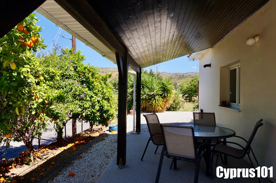 3 Bedroom Bungalow in Idyllically Peaceful Village of Mamonia – MLS 1384