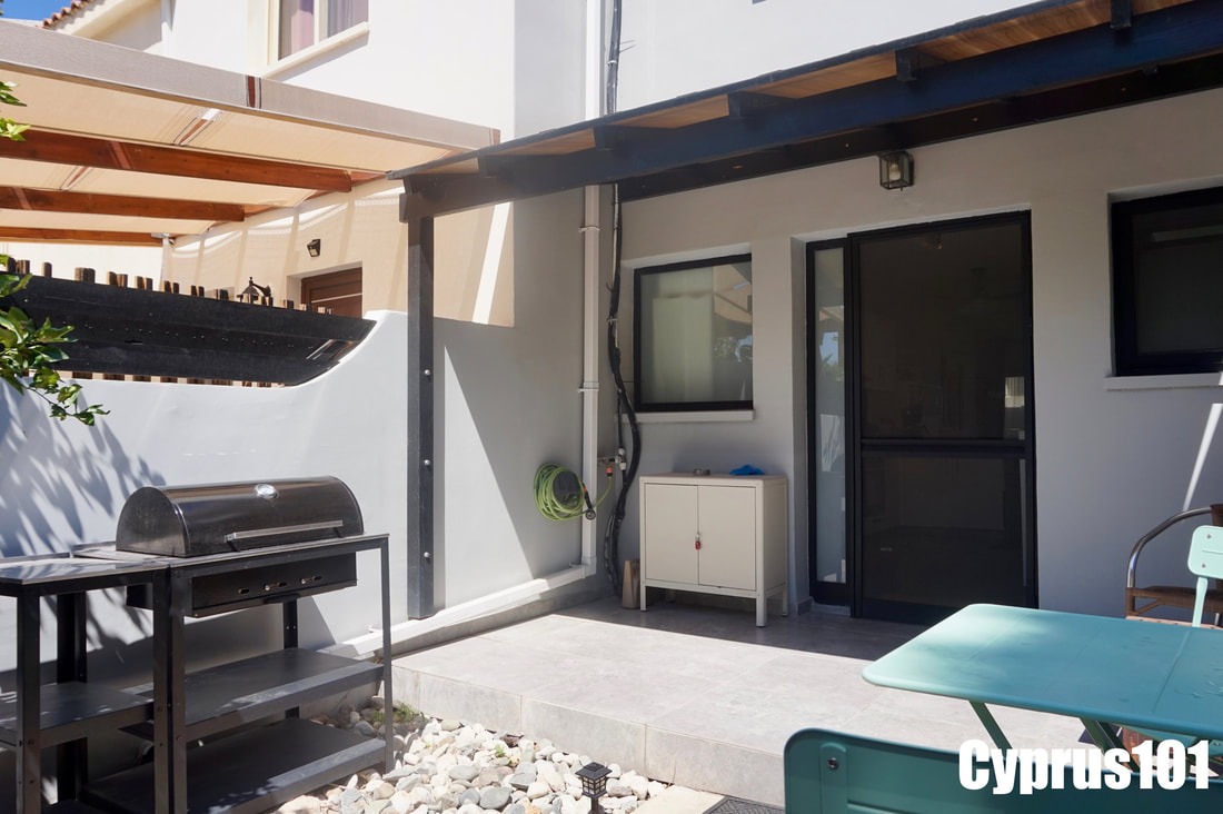Fully Modernised 2 Bed Townhouse, Tomb of the Kings Area – MLS 1391