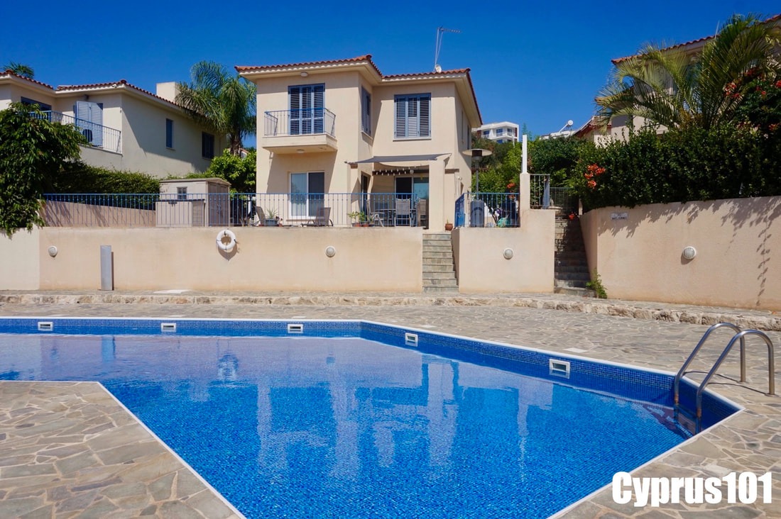 Villa in Anavargos, Paphos, Cyprus with pool in front