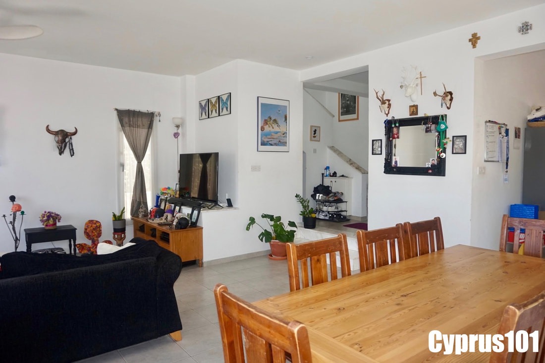 Spacious 3 Bedroom Detached Villa in Anarvagos – MLS 1394