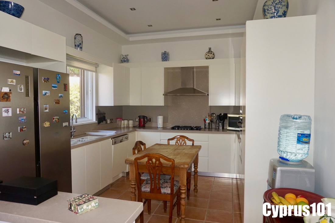 Charming Detached Bungalow in Kamares Village – MLS 1395