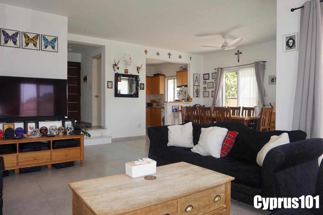 Spacious 3 Bedroom Detached Villa in Anarvagos – MLS 1394