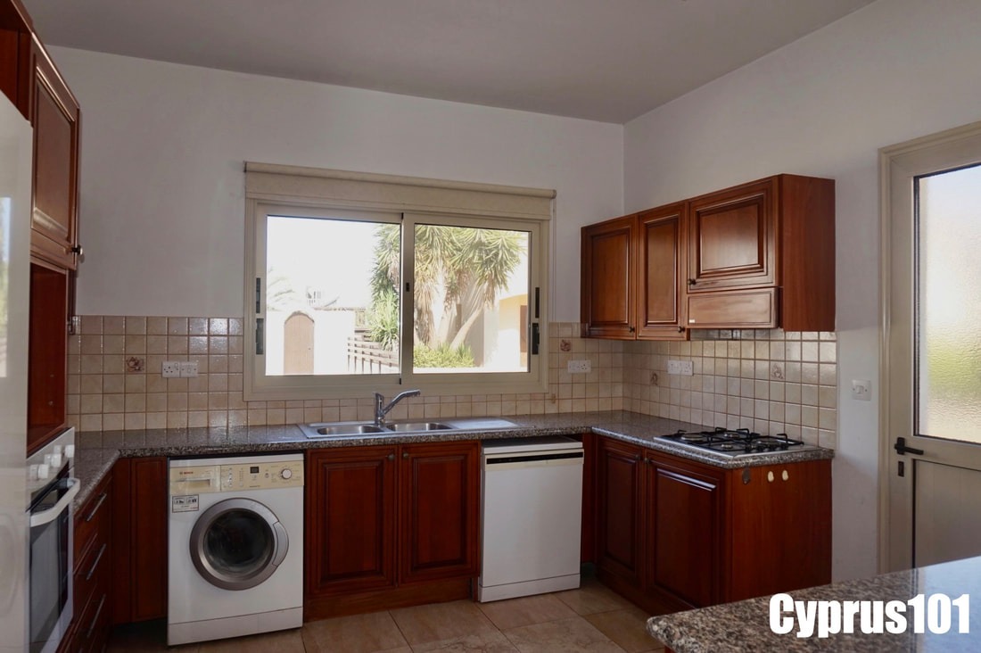 Energy Efficient 3 Bedroom Family Home, Mandria, MLS 1398