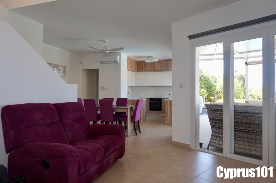 Stylish 3-Bedroom Tala Villa With Stunning Sea Views – MLS 1396