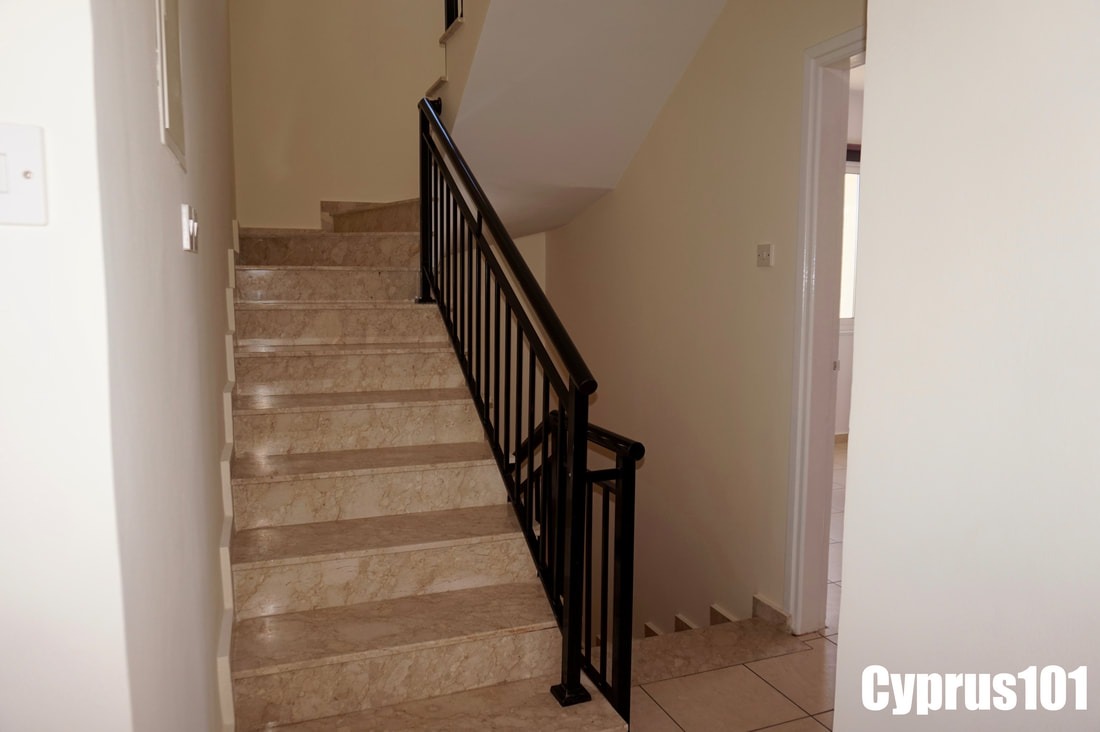 4 Bedroom Detached Residence With Magnificent Sea & Mountain Views, Sea Caves – MLS 1397