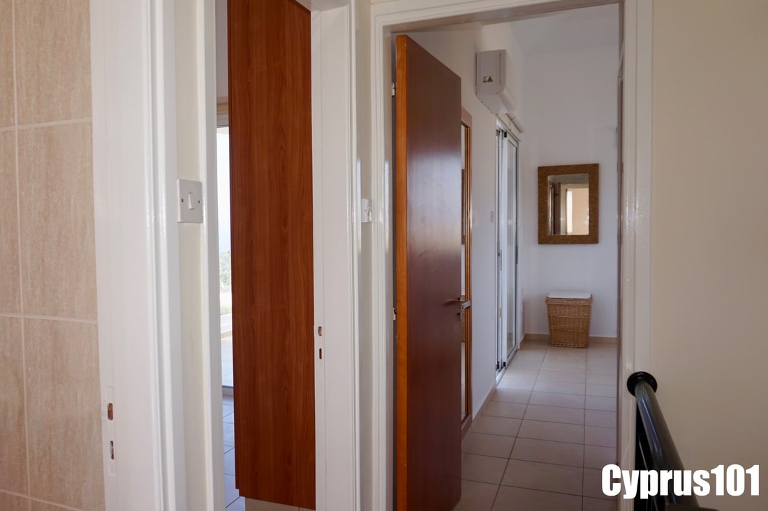 4 Bedroom Detached Residence With Magnificent Sea & Mountain Views, Sea Caves – MLS 1397