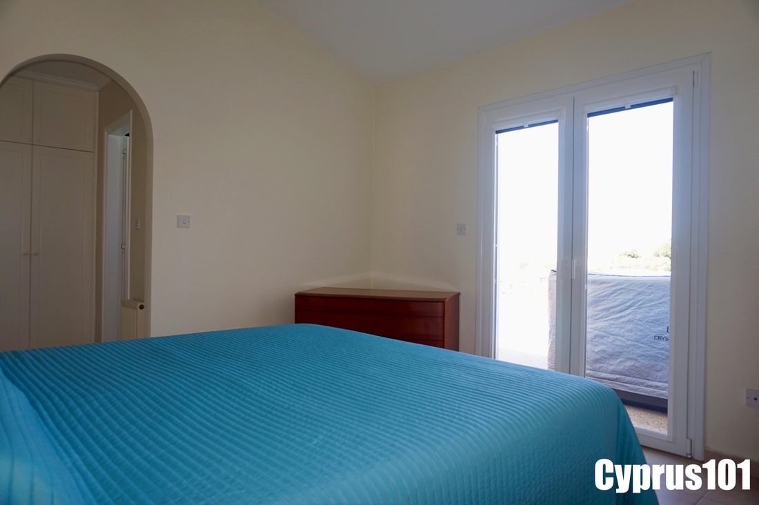 Stylish 3-Bedroom Tala Villa With Stunning Sea Views – MLS 1396