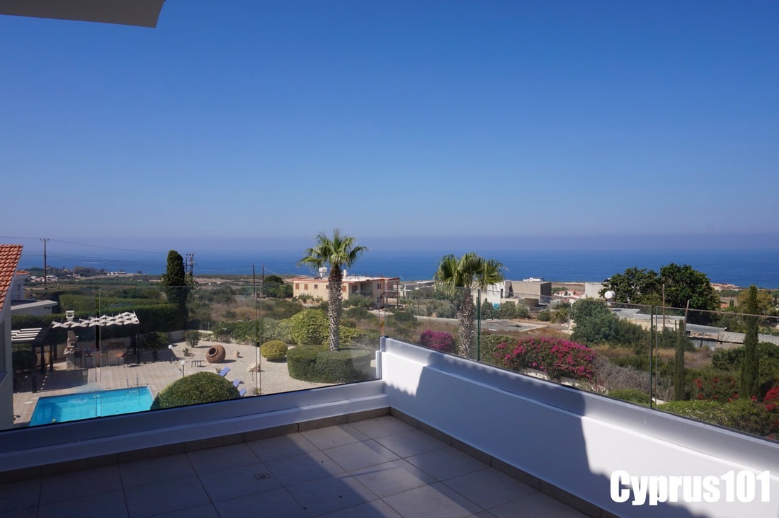 4 Bedroom Detached Residence With Magnificent Sea & Mountain Views, Sea Caves – MLS 1397