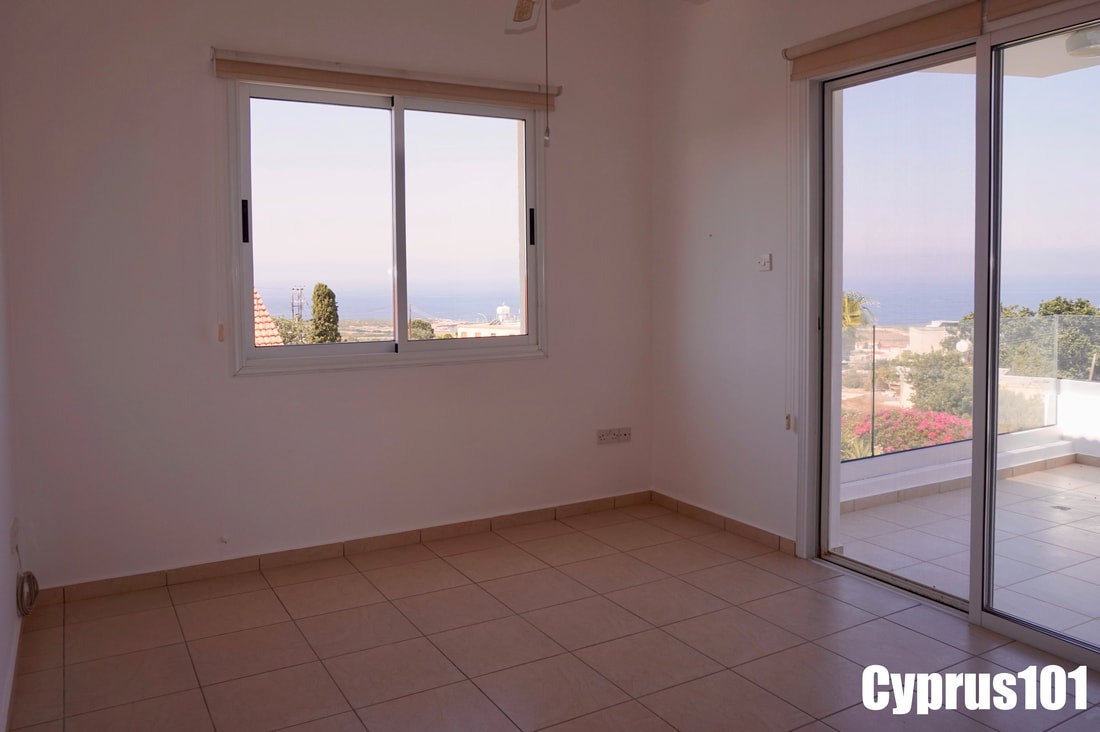 4 Bedroom Detached Residence With Magnificent Sea & Mountain Views, Sea Caves – MLS 1397