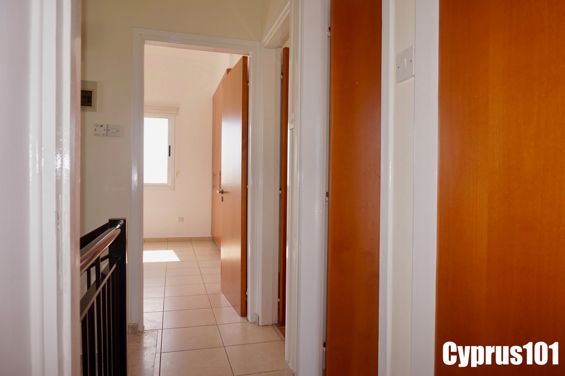 4 Bedroom Detached Residence With Magnificent Sea & Mountain Views, Sea Caves – MLS 1397